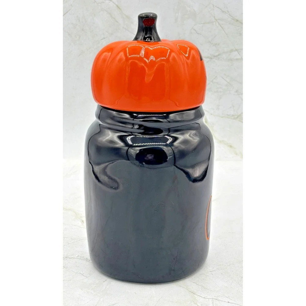 Rae Dunn TRICK OR TREAT Black Ceramic Canister Lid‎ Pumpkin Topper New Halloween
